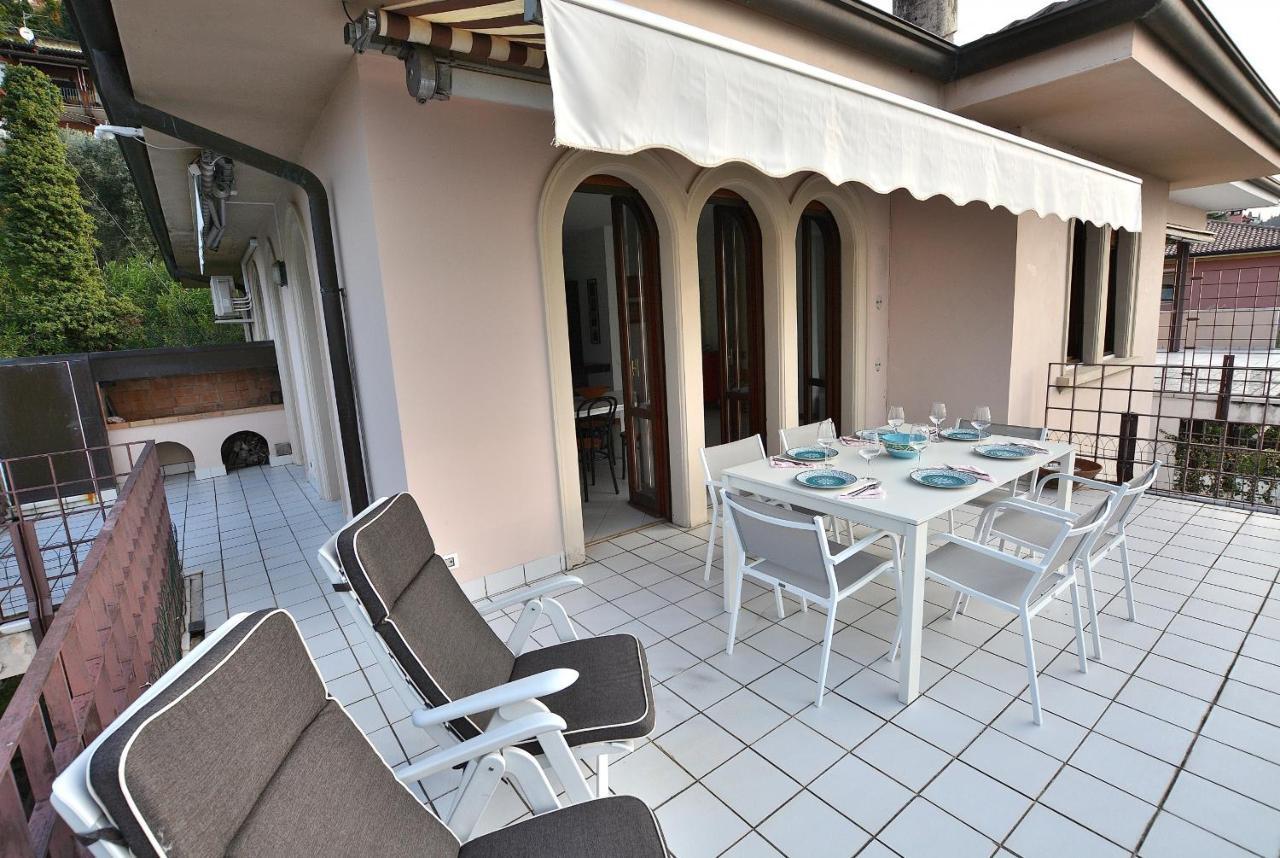 Apartment Frader Otto With Lake View Torri Del Benaco Dış mekan fotoğraf